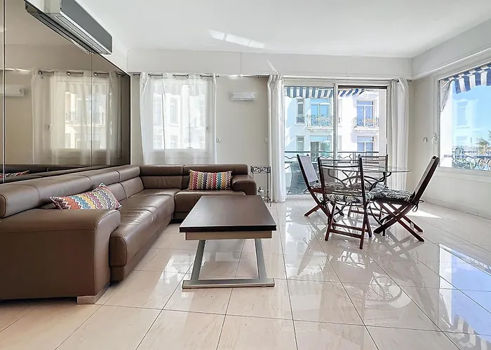 Luxury 1 Bedroom Croisette Martinez Direct Sea View 241 Daire Cannes