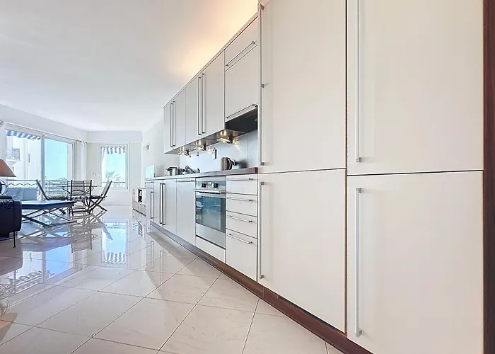 Daire Luxury 1 Bedroom Croisette Martinez Direct Sea View 241 *