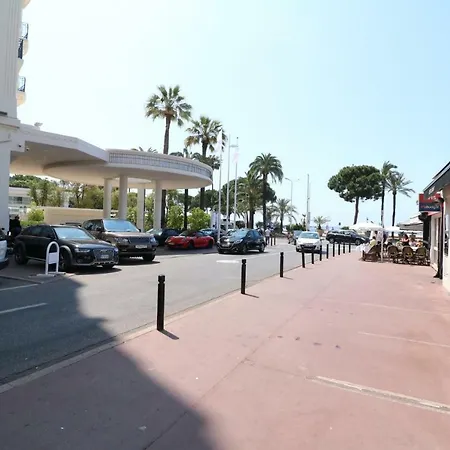 Croisette Martinez 1 Bedroom 241 *